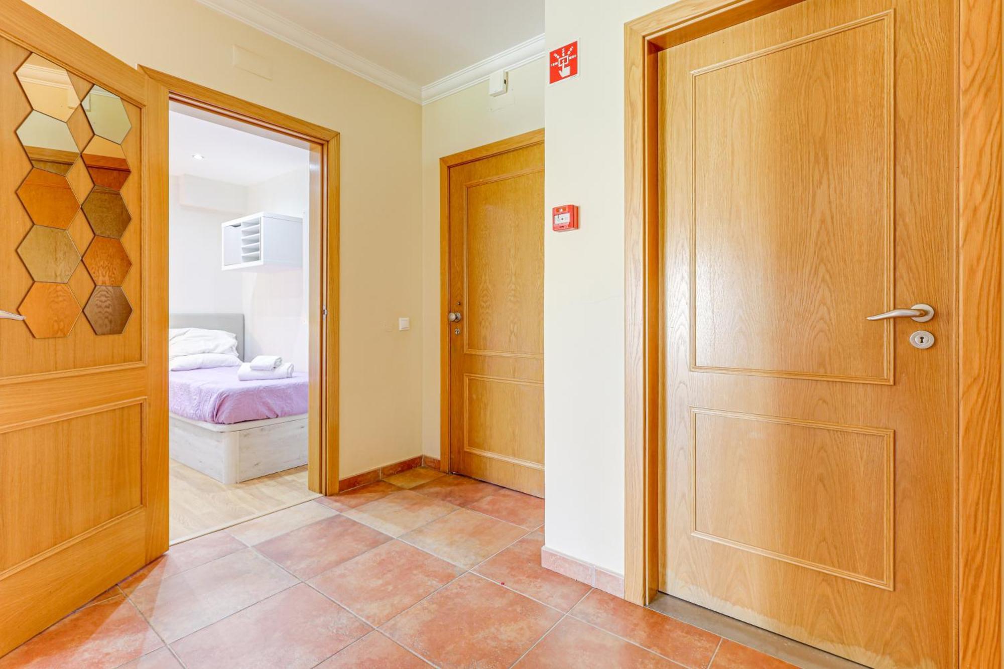 Apartment With 2 Bedrooms, 2M To The Beach Armação de Pêra Dış mekan fotoğraf